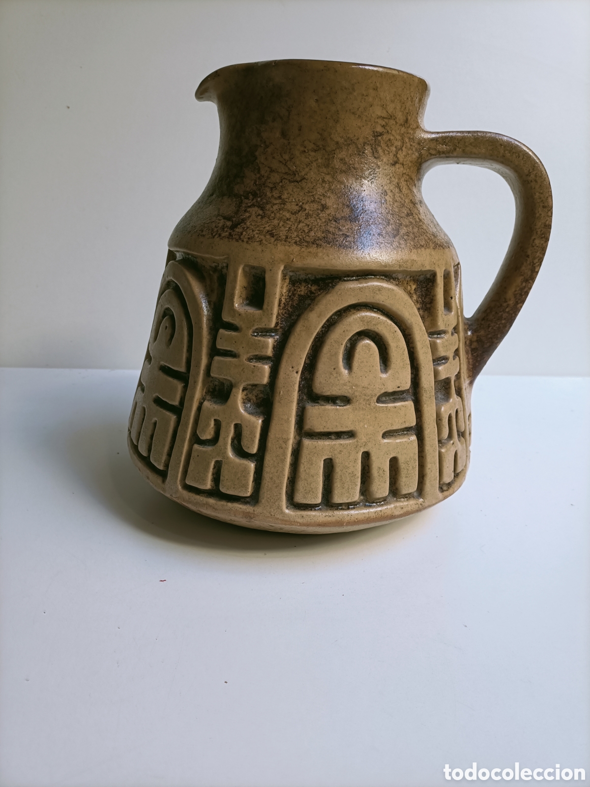 Antig&uuml;edades: Jarra cer&aacute;mica. Taller J Nowinski Uruguay