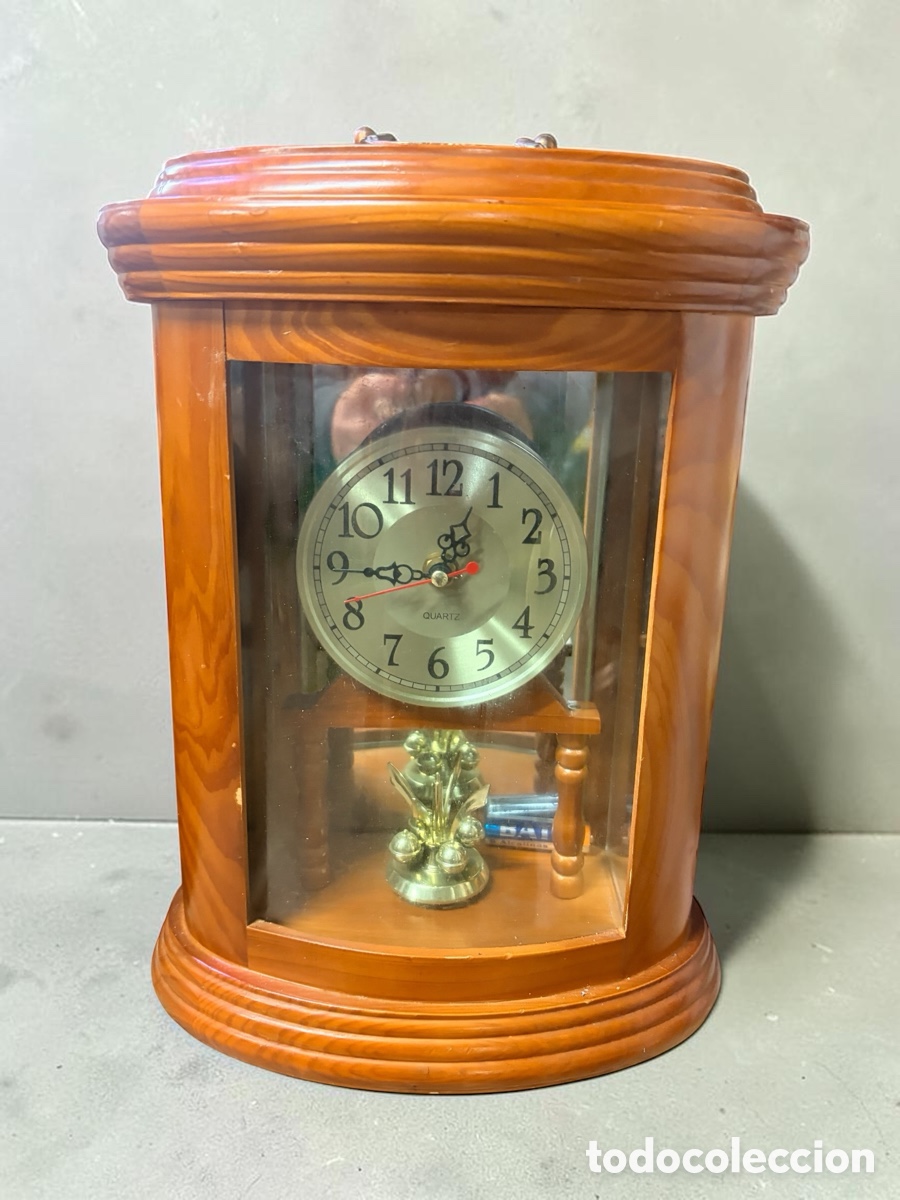 Antig&uuml;edades: Antiguo reloj de sobremesa - Foto 1