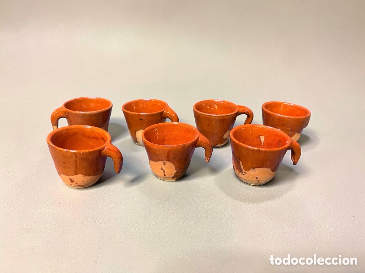Antig&uuml;edades: Juego de 7 pocillos de barro