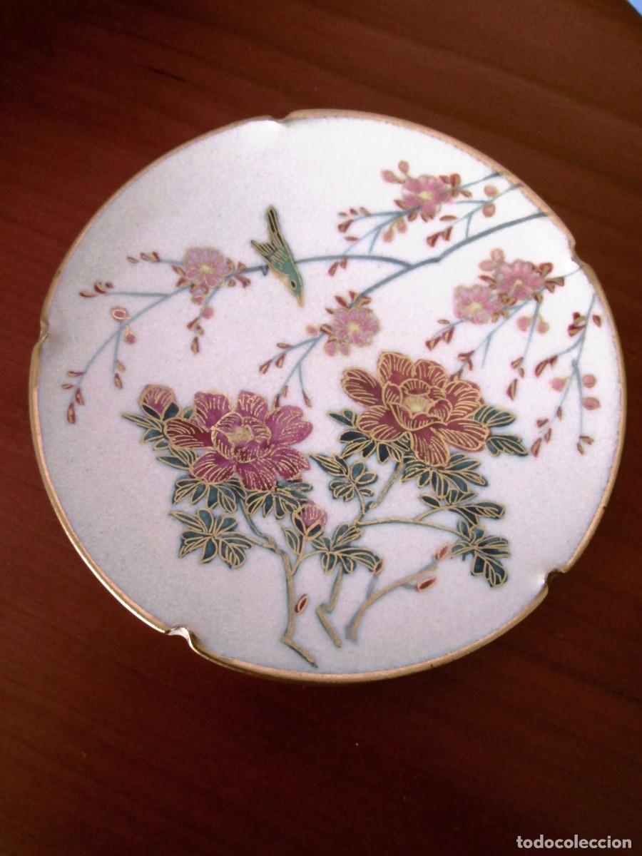 Oggetti Antichi: PEQUE&Ntilde;O PLATO PORCELANA CHINA - SATSUMA - PINTADO A MANO - 10 CM DIAMETRO