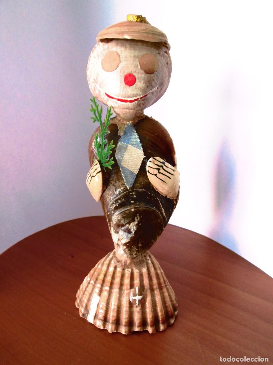 Antiquit&auml;ten: FIGURA HECHA CON CONCHAS DE DIFERENTES MODELOS - 15X6 CM