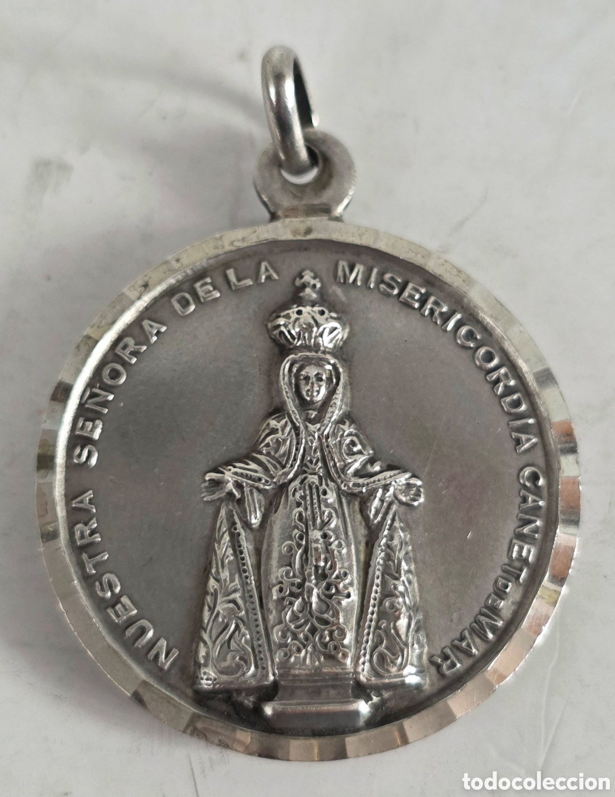 Antiquit&eacute;s: Medalla Plata Ntra. Sra. de la Misericordia Canet de Mar y Sagrado Coraz&oacute;n Jes&uacute;s Mare de D&eacute;u Maresme
