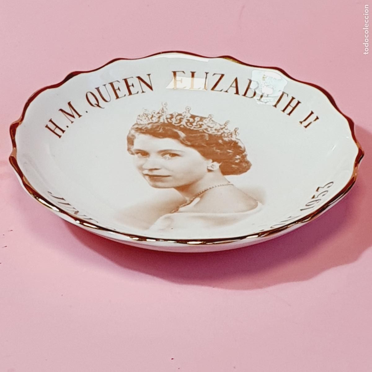Antig&uuml;edades: PLATO-CORONACI&Oacute;N-ISABEL II-EXCELENTE ESTADO-VER FOTOGRAF&Iacute;AS.