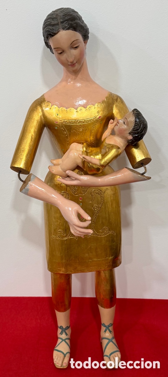 Antig&uuml;edades: Bell&iacute;sima Cap I Pota de la virgen con el ni&ntilde;o en talla de madera. Siglo XIX.