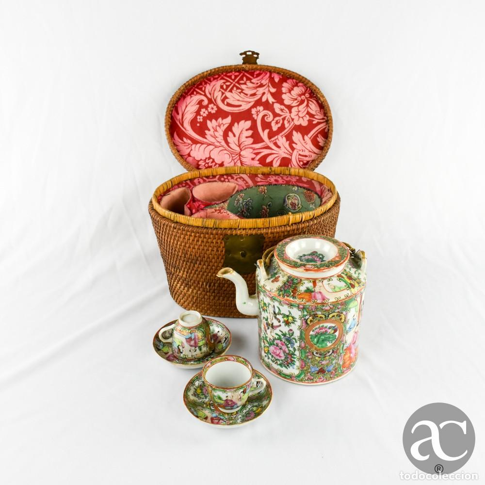Oggetti Antichi: Cesta com conjunto em porcelana da China com decora&ccedil;&atilde;o Mandarim s&eacute;c. XIX