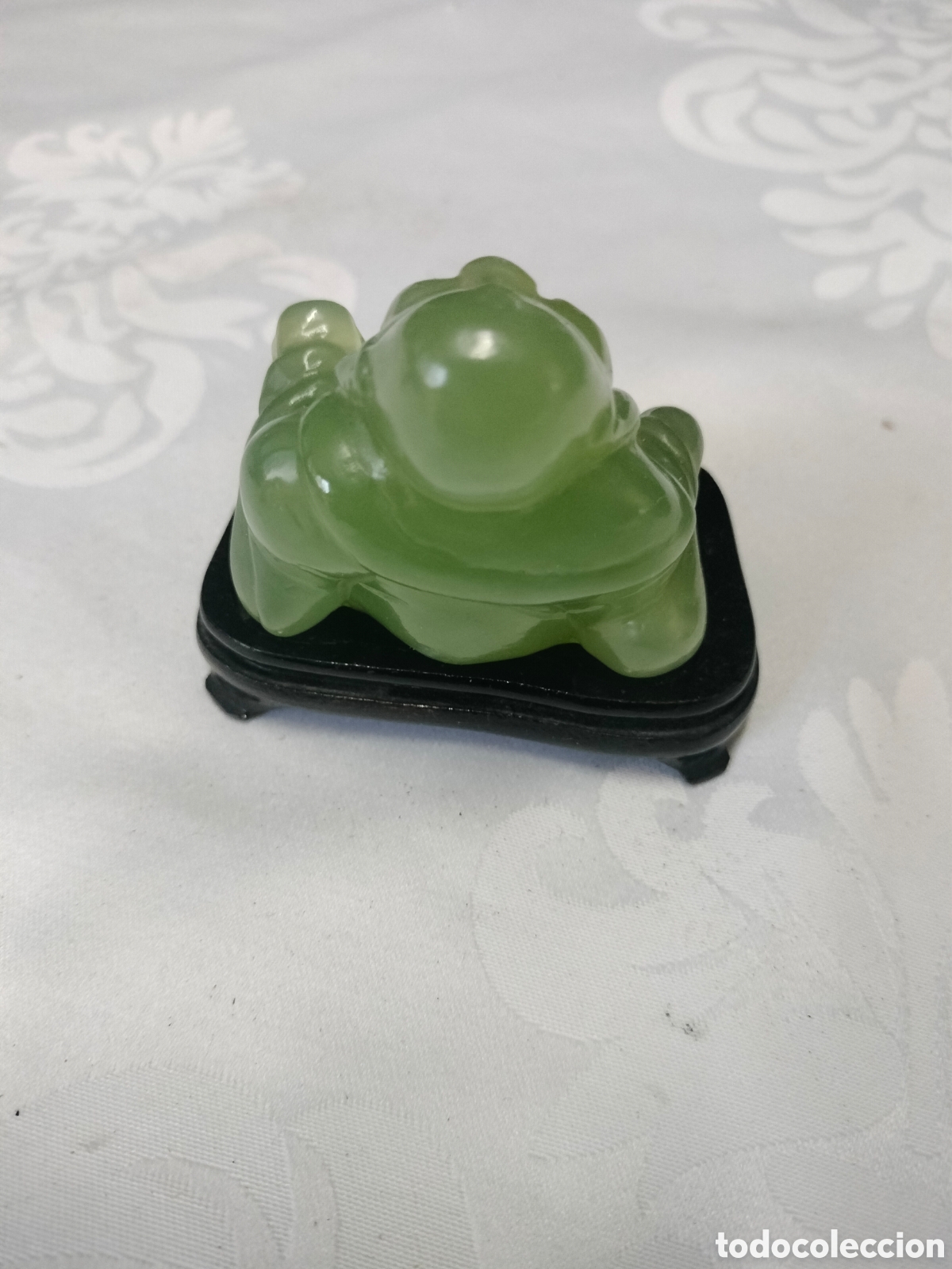 Antig&uuml;edades: Buda de jade en su peana de madera - Foto 3