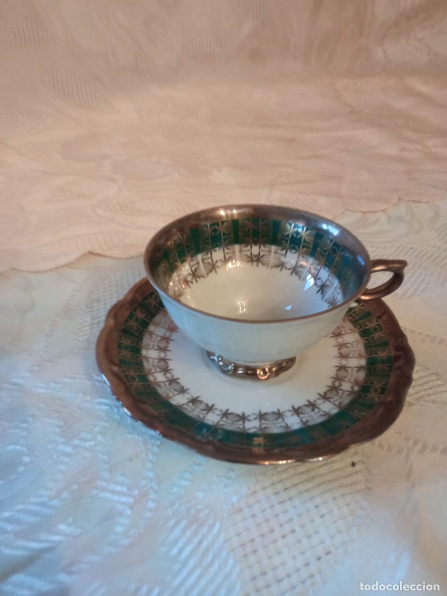 Antig&uuml;edades: Precioso solitario caf&eacute; de porcelana Bareuther Waldsassen Bavaria, verde y oro.