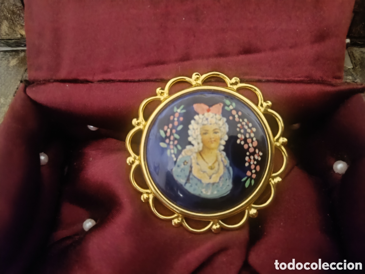 Antig&uuml;edades: Broche pintado a mano