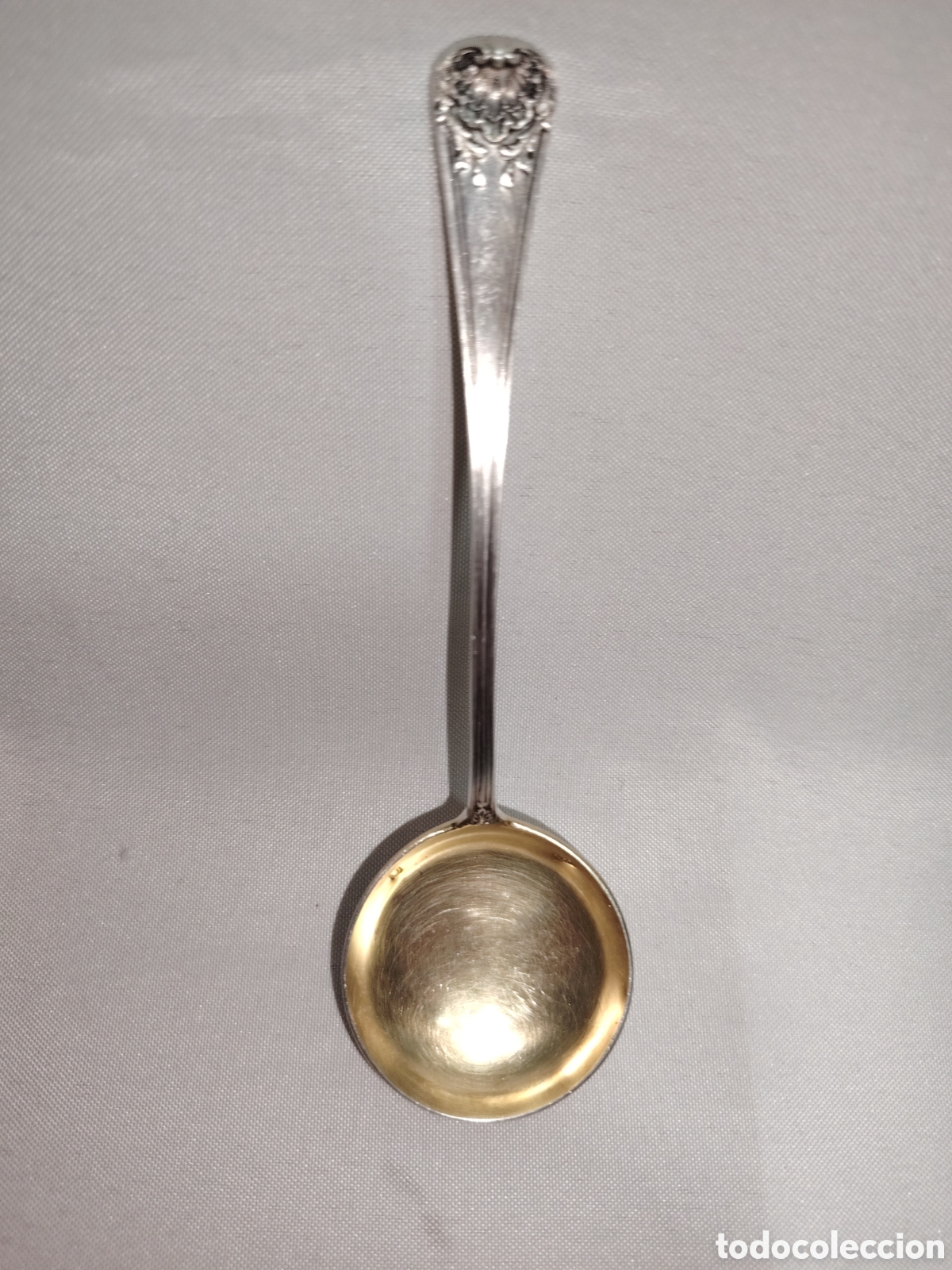 Antig&uuml;edades: Antigua Cuchara de Servir en Plata Maciza Francesa Minerve y Vermeil. Alphonse Debain. 44 gr.