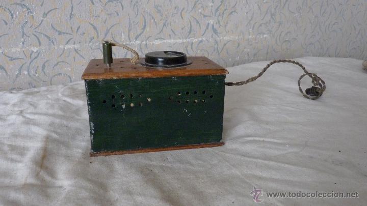 Radios antiguas: VOLTÍMETRO EN MADERA Y CHAPA VERDE. - Foto 10 - 49973830