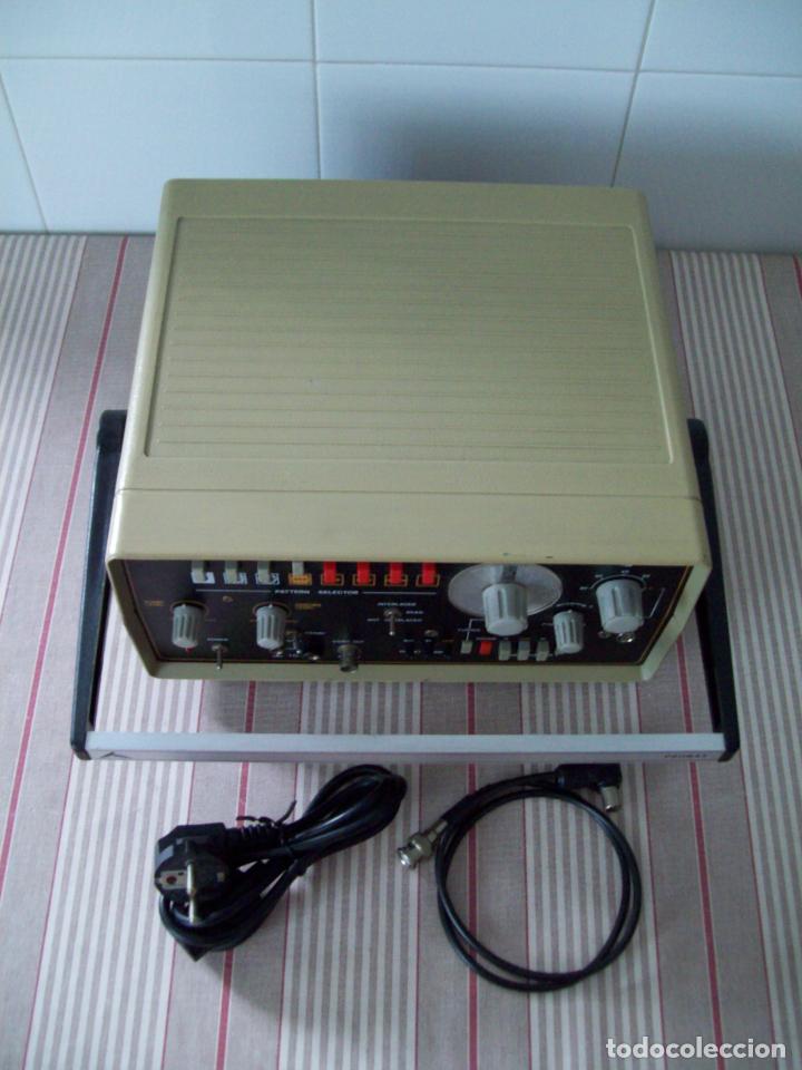 Radios antiguas: Generador de señales PROMAX TVC GV-808D-PAL. Mira electrónica. - Foto 3 - 227568901