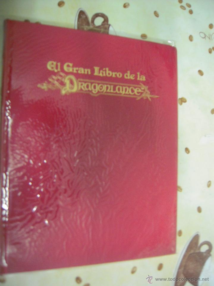 C&oacute;mics: EL GRAN LIBRO DE LA DRAGONLANCE DE TIMUN MAS ILUSTRACIONES - Foto 1