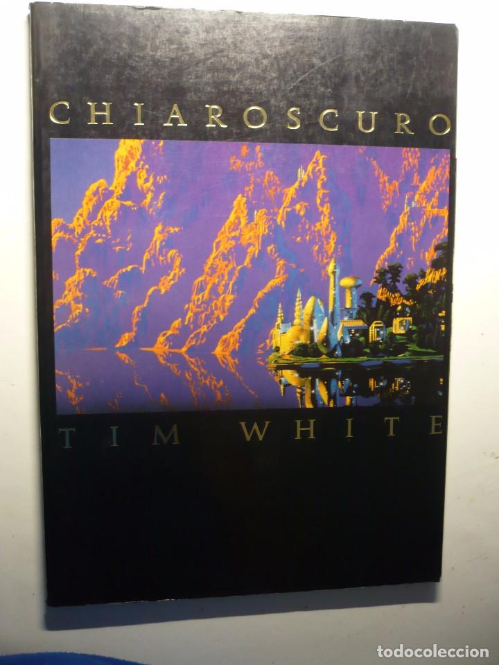 C&oacute;mics: CHIAROSCURO ilustraciones de TIM WHITE. - Foto 1