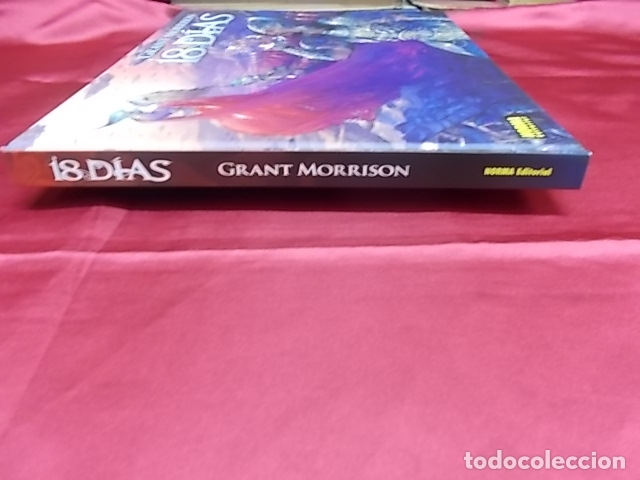 C&oacute;mics: 18 DIAS, GRANT MORRISON. NORMA EDITORIAL - Foto 5