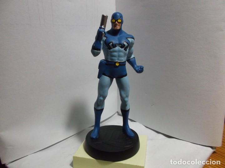 C&oacute;mics: BLUE BEETLE - FIGURA EN PLOMO - COMIC - Foto 1