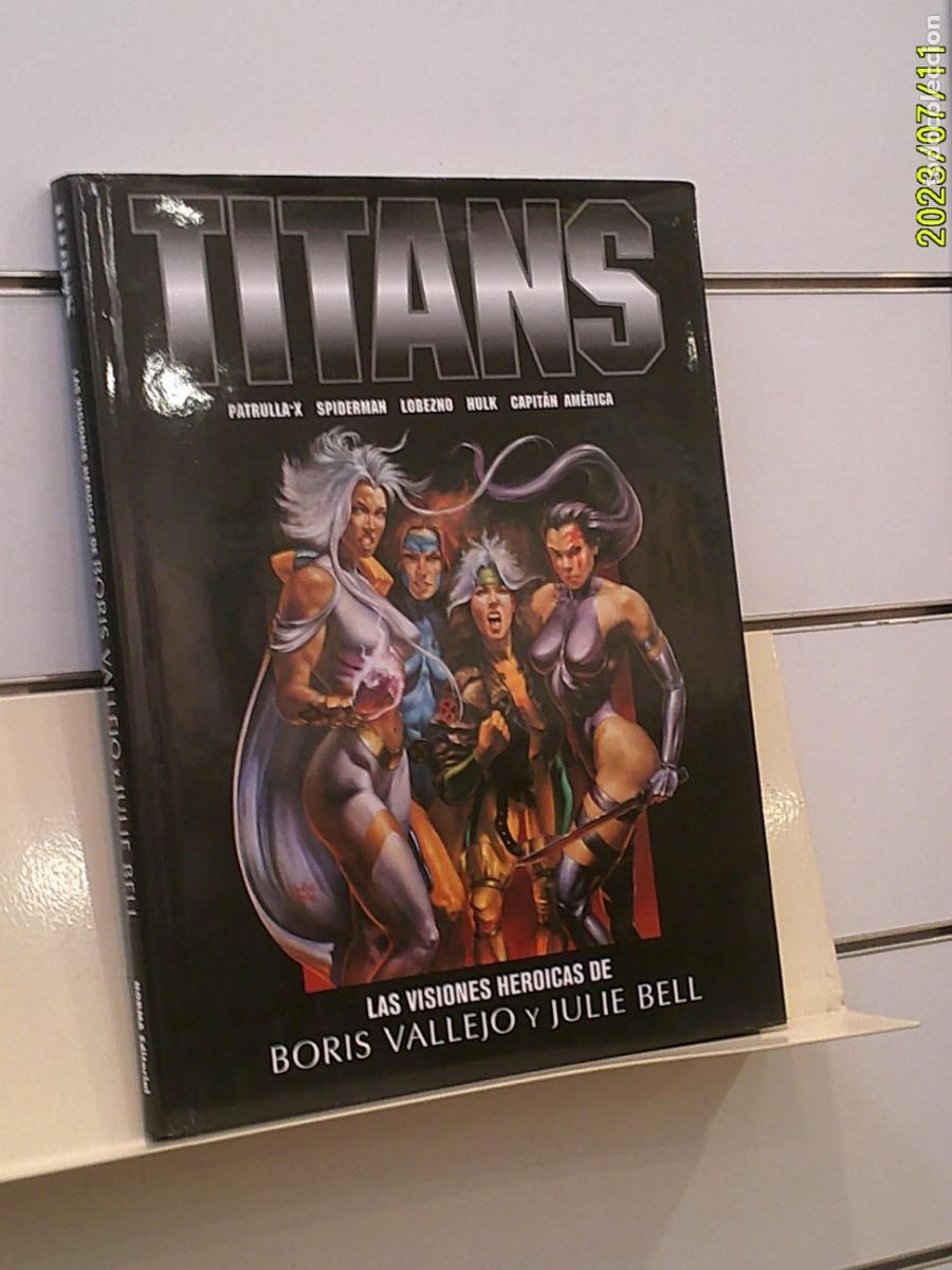 C&oacute;mics: TITANS LAS VISIONES HEROICAS DE BORIS VALLEJO Y JULIE BELL TOMO TAPA DURA - NORMA OFERTA