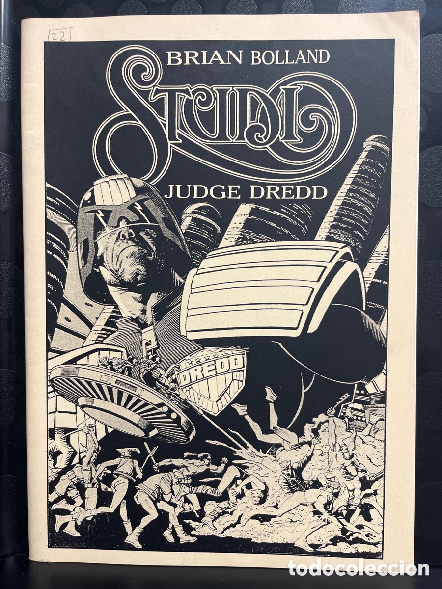 Comics : STUDIO VOL.1 N.22 BRIAN BOLAND : JUDGE DREDD ESPECIAL ( MAYO 1998 )