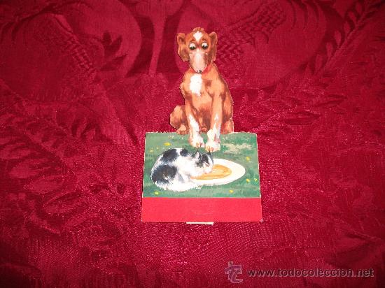 Arte: Acuarela con movimiento perro mirando a un gato