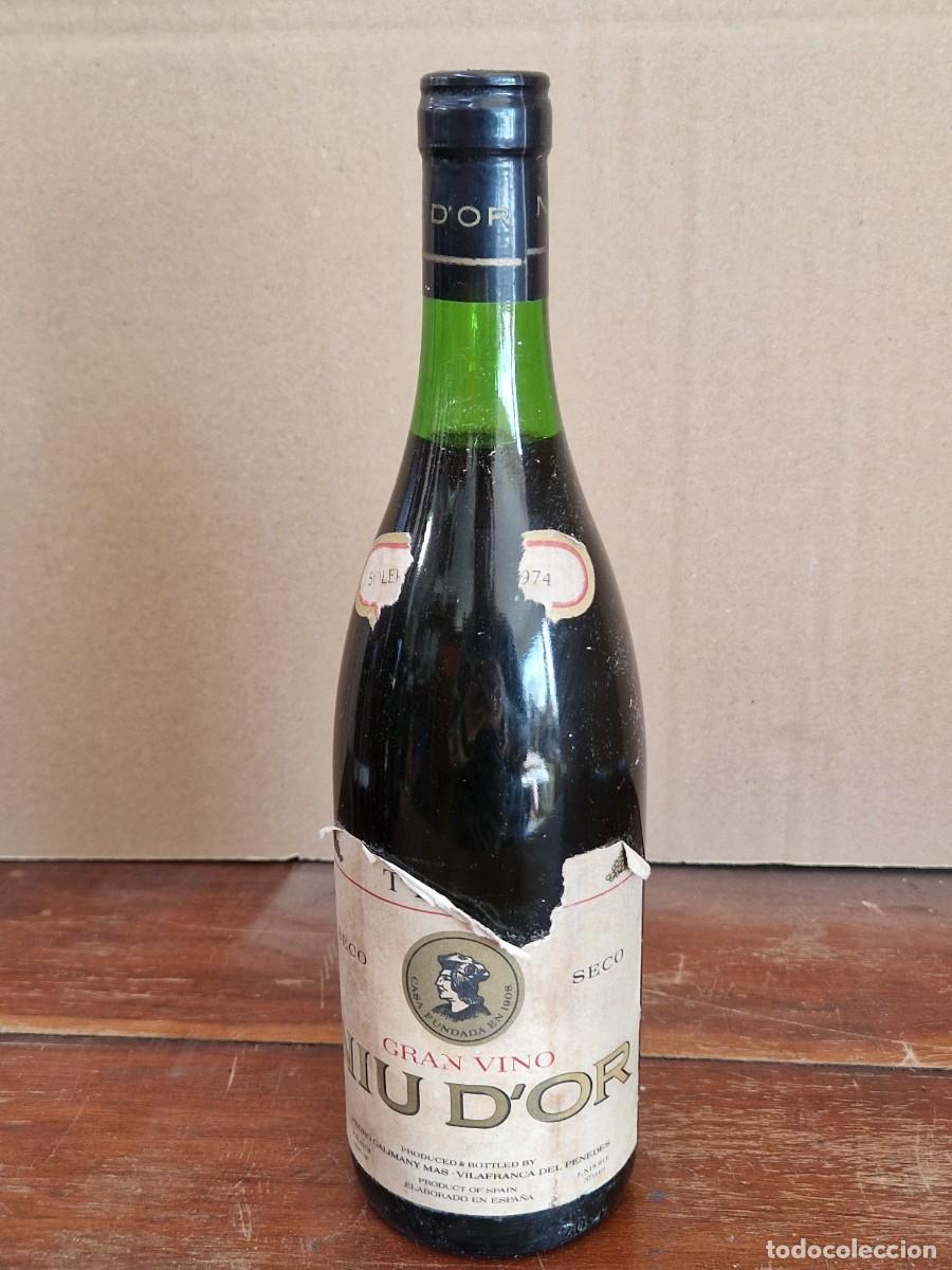 Arte: BOTELLA DE VINO NIU D'OR. TINTO. COSECHA DEL AÑO 1974. PEDRO GALIMANY MAS