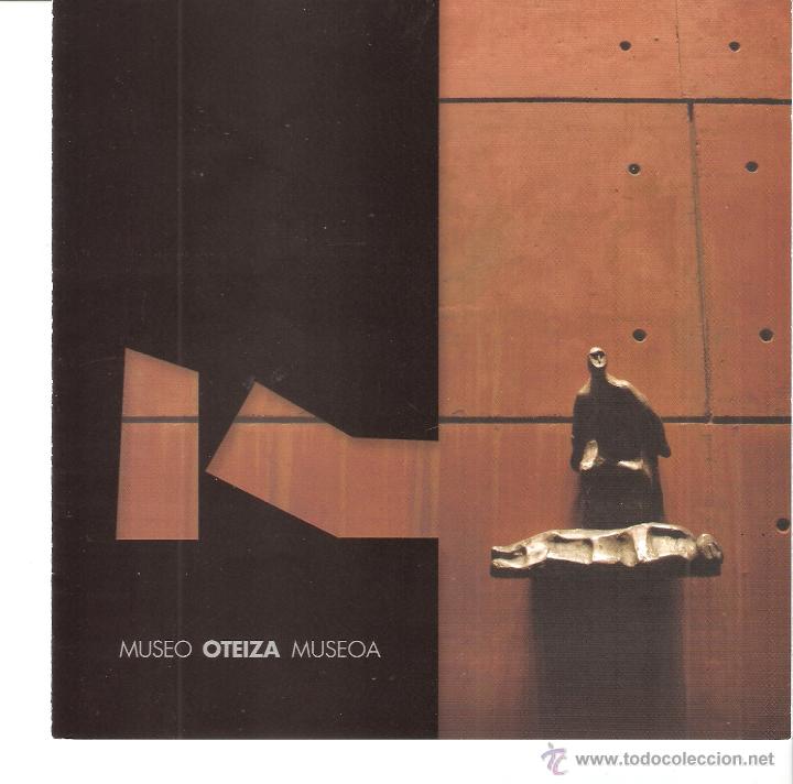 Art: Museo Oteiza Museoa. Triptico. 16'5 x 16'5 cmtrs.