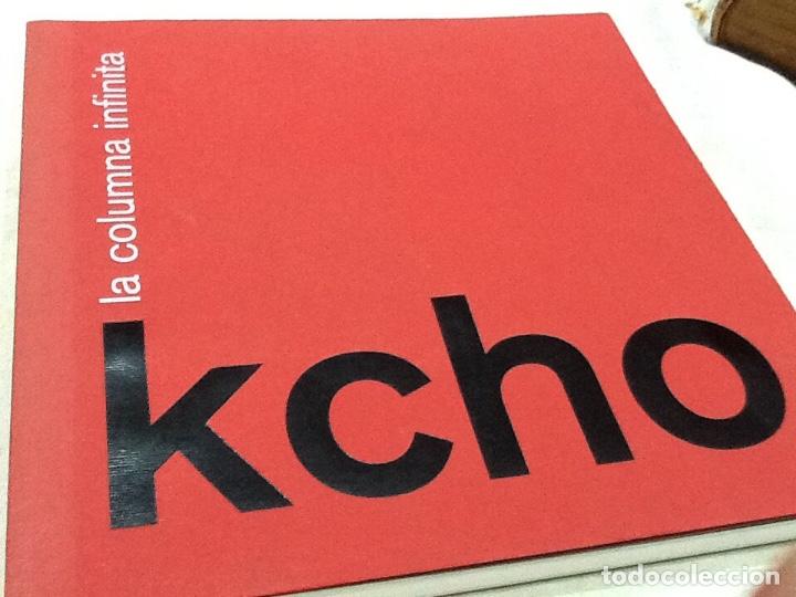 Arte: La columna infinite , kcho, firmado, Alexis leyva