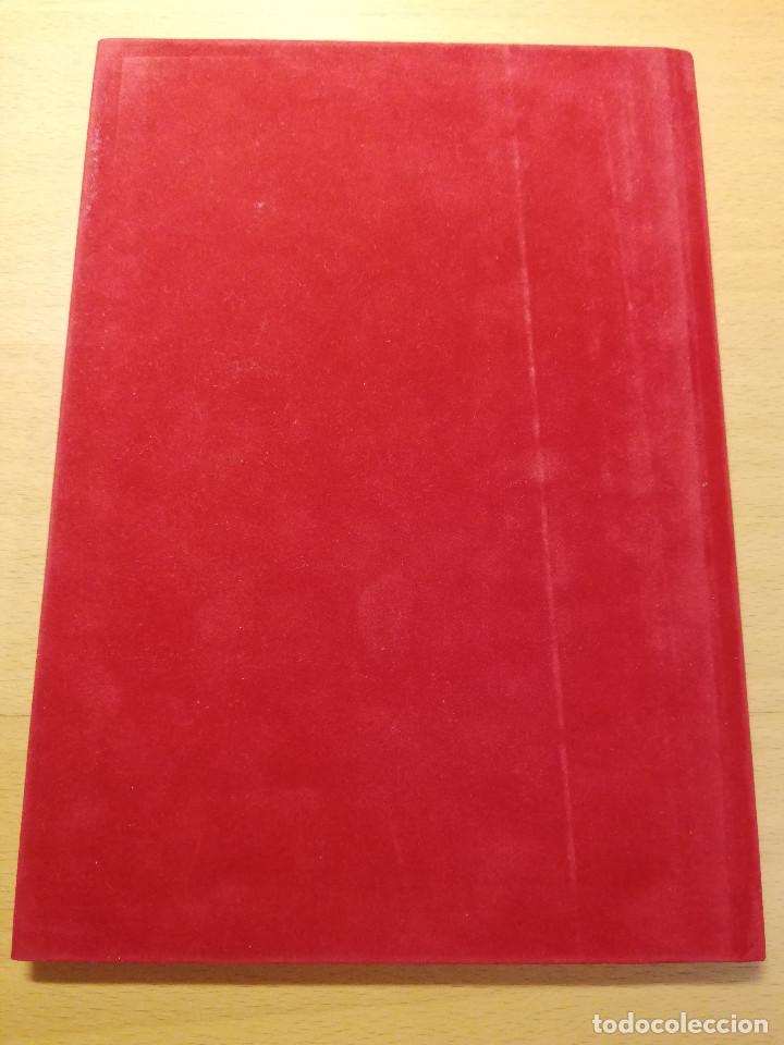 Arte: FOR&Ccedil;A DE GRAVETAT (ASTRID COLOMAR) - Foto 9