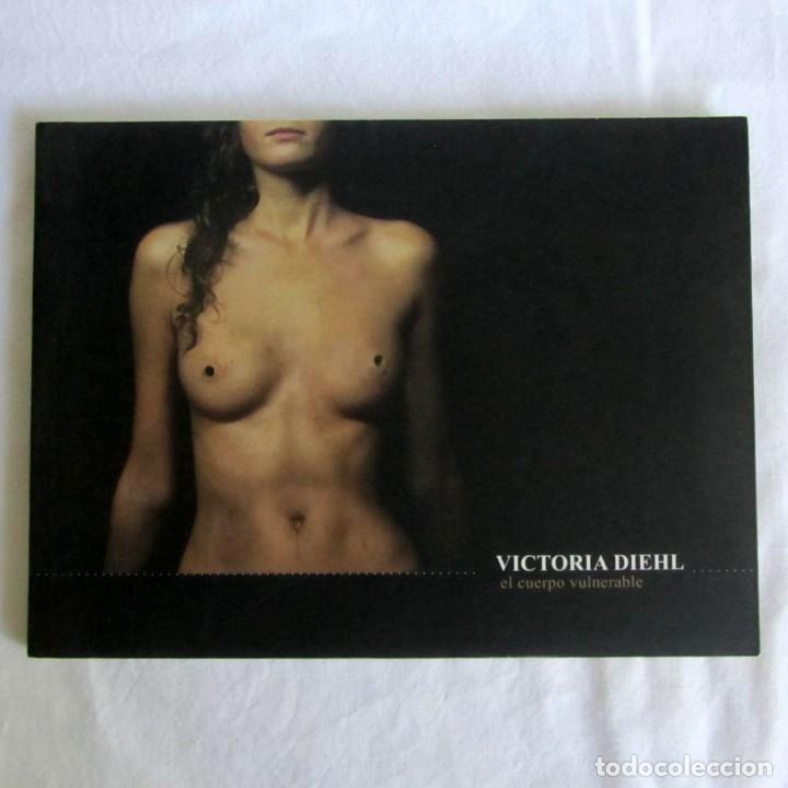 Arte: Cat&aacute;logo Victoria Diehl, El cuerpo vulnerable, Colecci&oacute;n Dardo Tu, 2008
