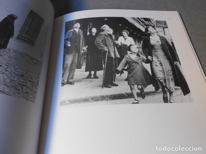 Arte: ROBERT CAPA. RETROSPECTIVA. CATALOGO - Foto 8