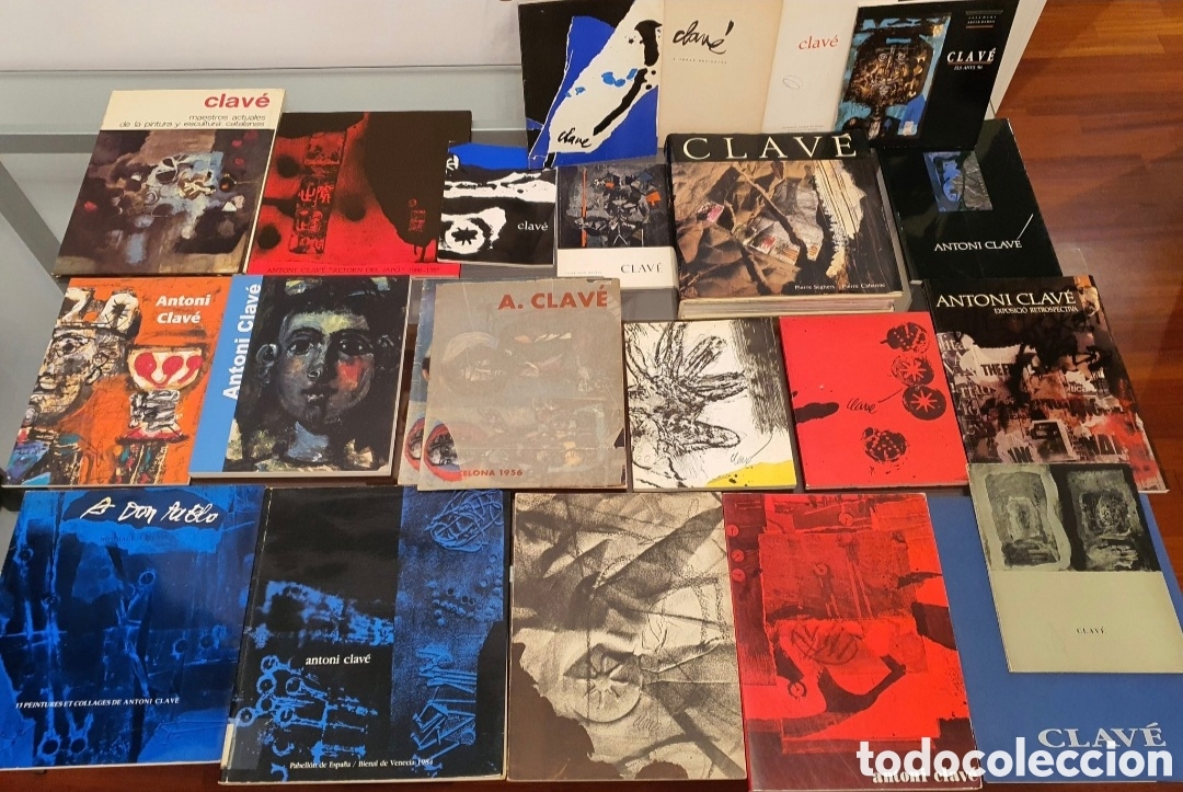 Arte: Conjunto de 22 cat&aacute;logos y libros de Antoni Clav&eacute; - Foto 1
