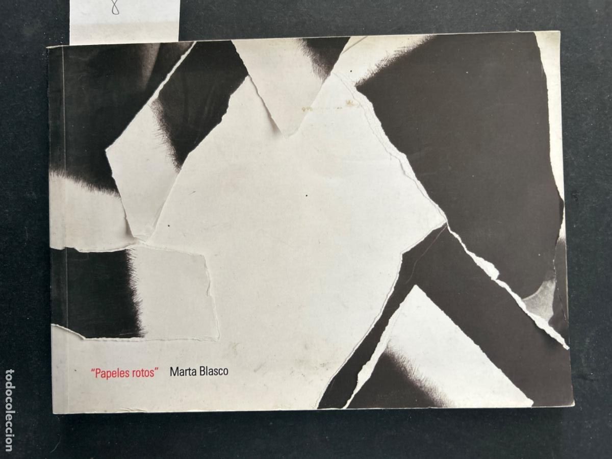Arte: PAPELES ROTOS, MARTA BLASCO