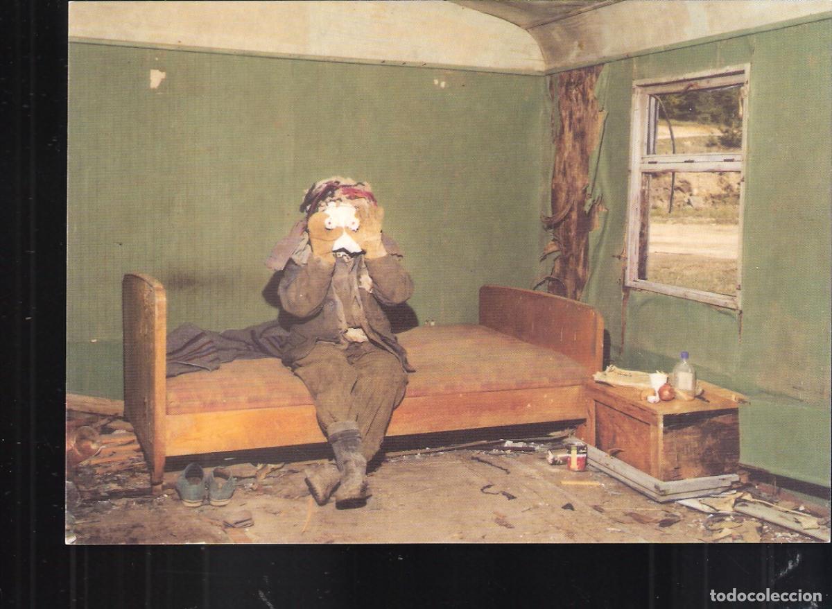 Arte: Tonk. Get Flat. Octubre 2005. Ego Gallery, Barcelona. Tarjerta. 15x11 cm.