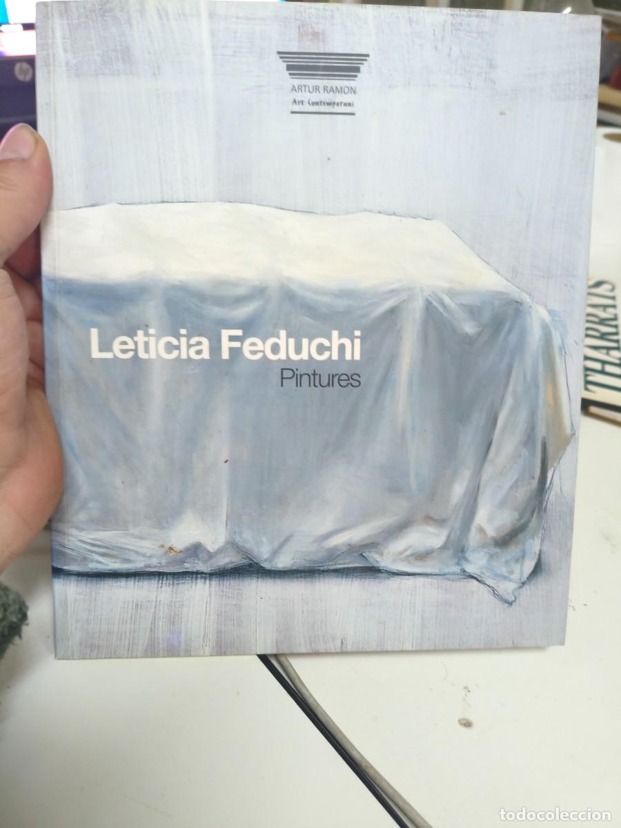 Arte: Leticia Feduchi. Pintures 2003 silla y baul. - Foto 1