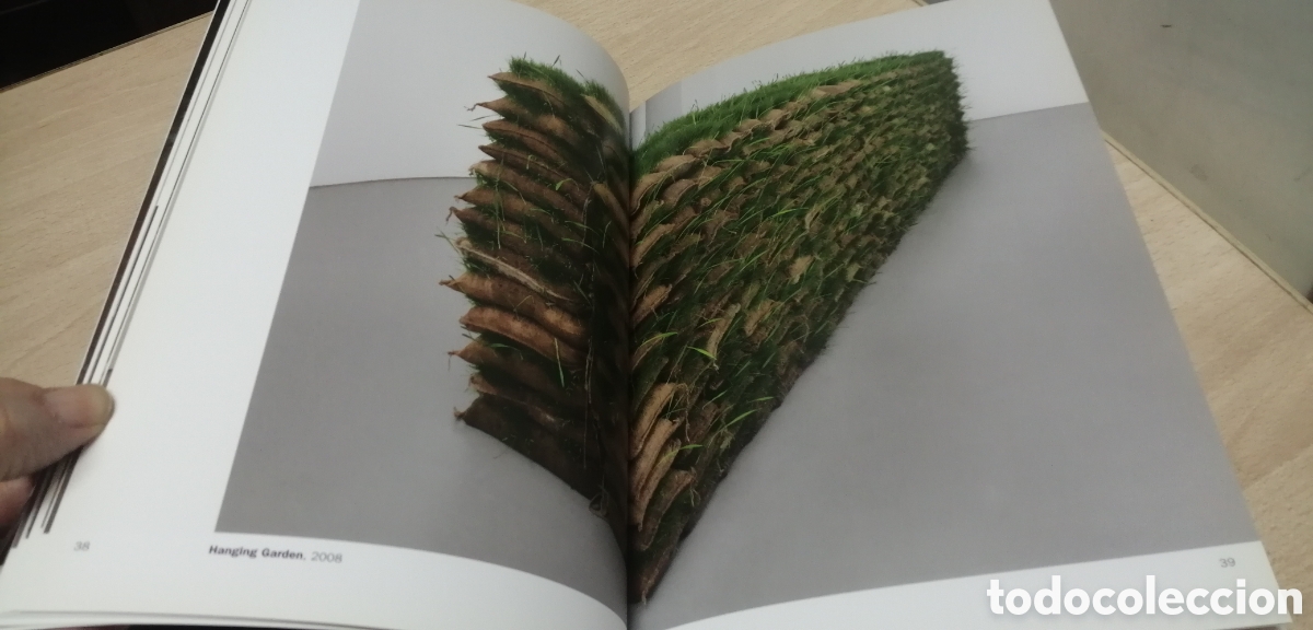 Arte: Mona Hatoum Projecci&oacute; Textos multiling&uuml;es en catal&aacute;n espa&ntilde;ol e ingl&eacute;s - Foto 10