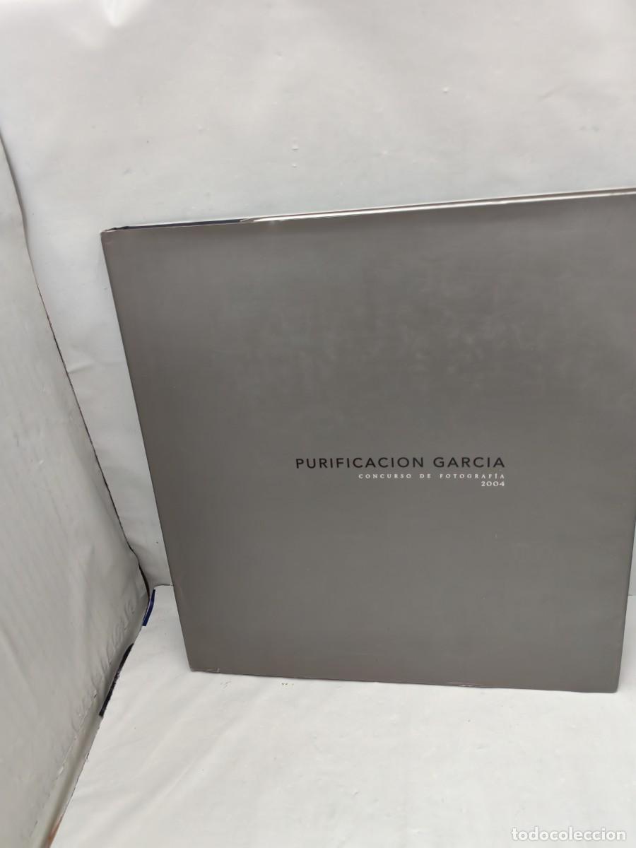 Art: Purificaci&oacute;n Garc&iacute;a, Concurso de Fotograf&iacute;a, 2004 (Cat&aacute;logo exposici&oacute;n 2004)