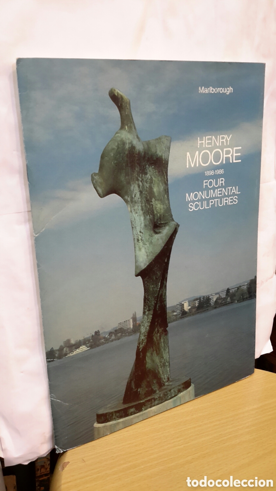 Arte: Four Monumental Sculptures 1898 - 1986 - Henry Moore