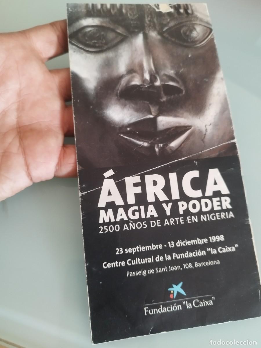 Arte: folleto de la exposici&oacute;n de arte hist&oacute;rico &rdquo;&Aacute;frica: Magia y Poder. 2500 a&ntilde;os de arte en Nigeria&rdquo;.