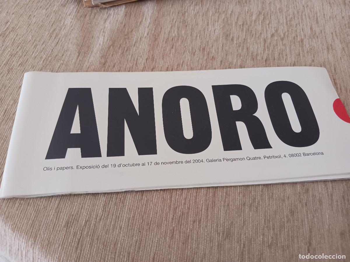 Arte: gran poster desplegable manel anoro, dona roba verda, galeria pergamon quatre, barcelona 2004