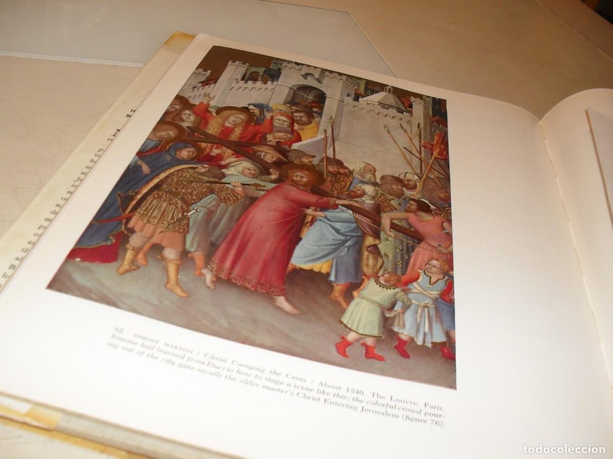 Arte: BELLA LAMINA:CRSITO PORTANDO LA CRUZ,DE SIMONE MARTINI,DEL LIBRO PICTURE HISTORY OF PAINTING,1963