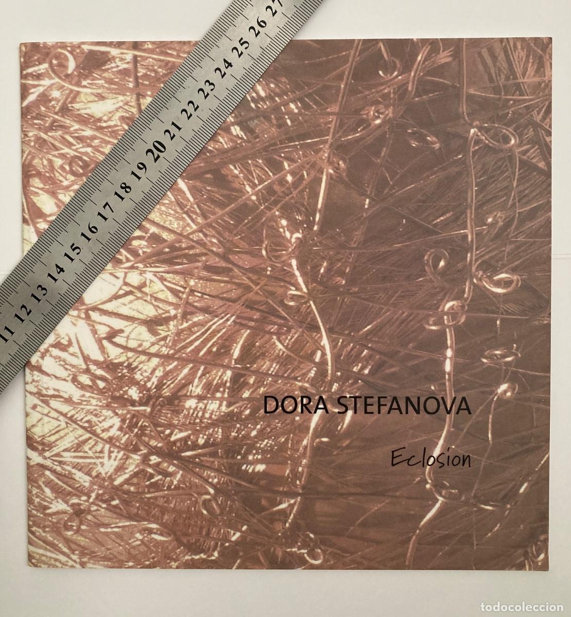 Arte: DORA STEFANOVA Eclosi&oacute;n cat&aacute;logo de arte C&aacute;diz