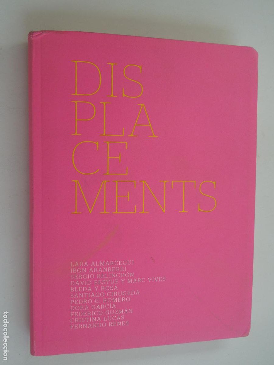 Arte: DESPLAZAMIENTOS / DISPLACEMENTS - CAT&Aacute;LOGO - OLIVA MAR&Iacute;A RUBIO - CAJA MADRID 2010.