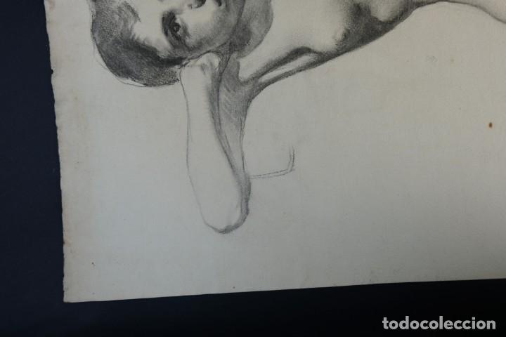 dibujo al carboncillo desnudo femenino anverso Comprar