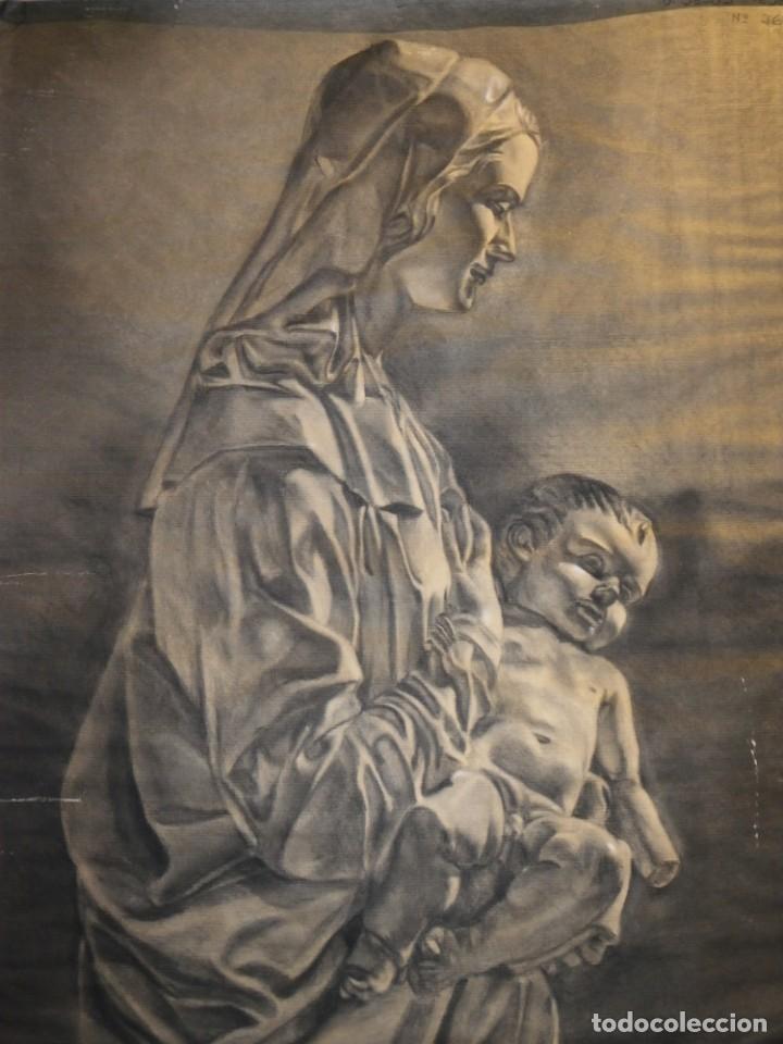 Arte: Jes&uacute;s Tejedor. Virgen con el Ni&ntilde;o. Carboncillo y clari&oacute;n