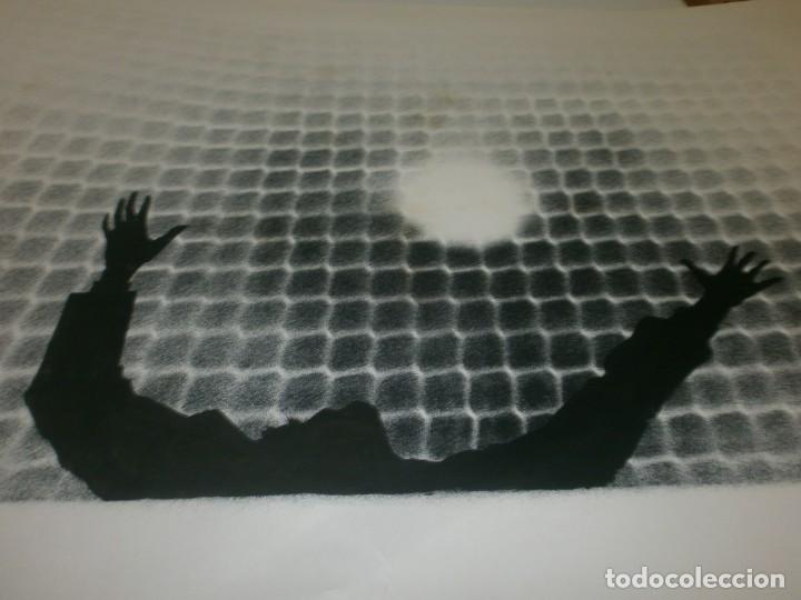 Art: Cuadro dibujo tinta blanco y negro original sobre cartulina firmado y dedicado Petrus 77 X 60 cm.