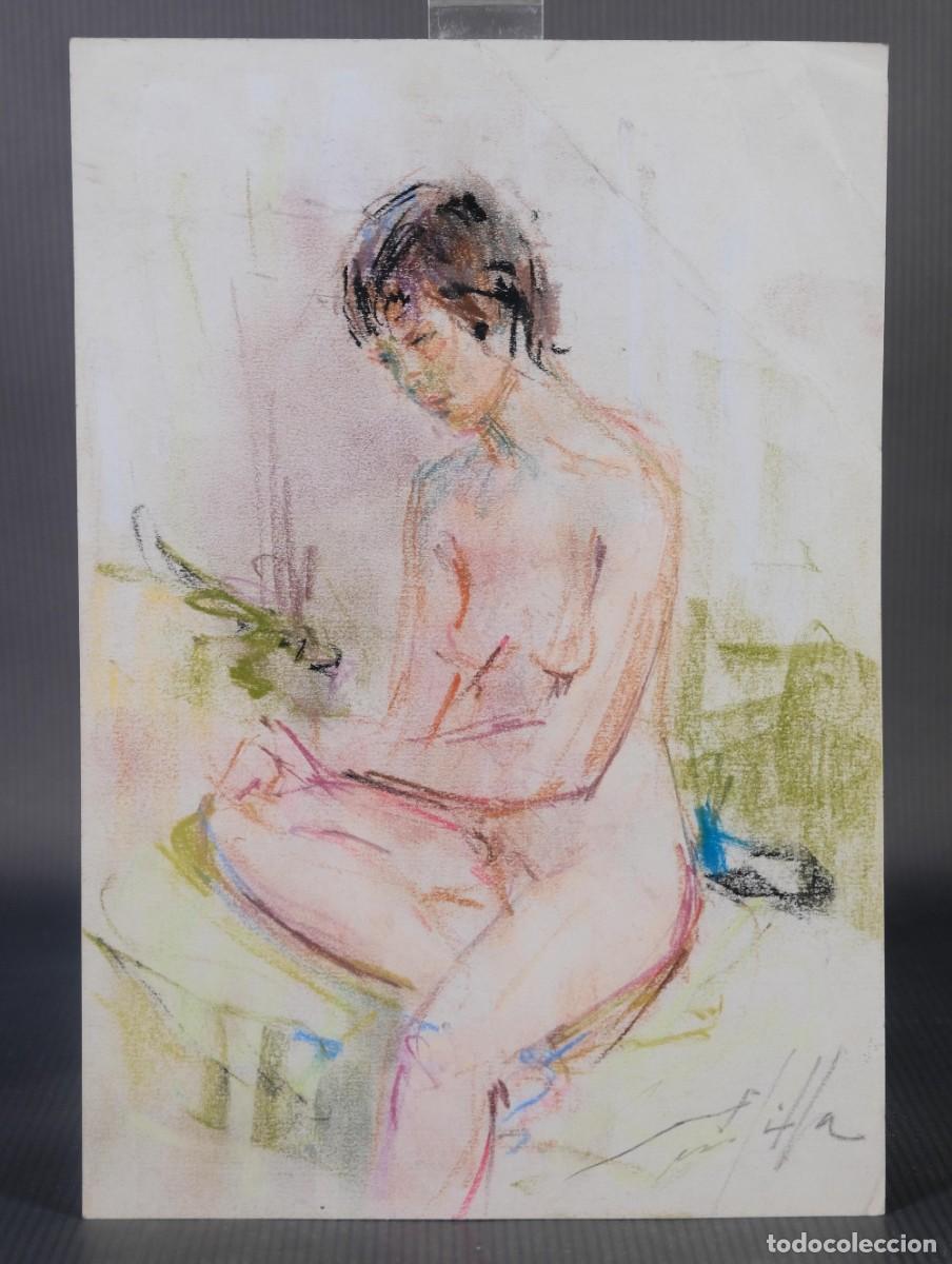 Arte: Dibujo a cera de mujer sentada - Foto 4