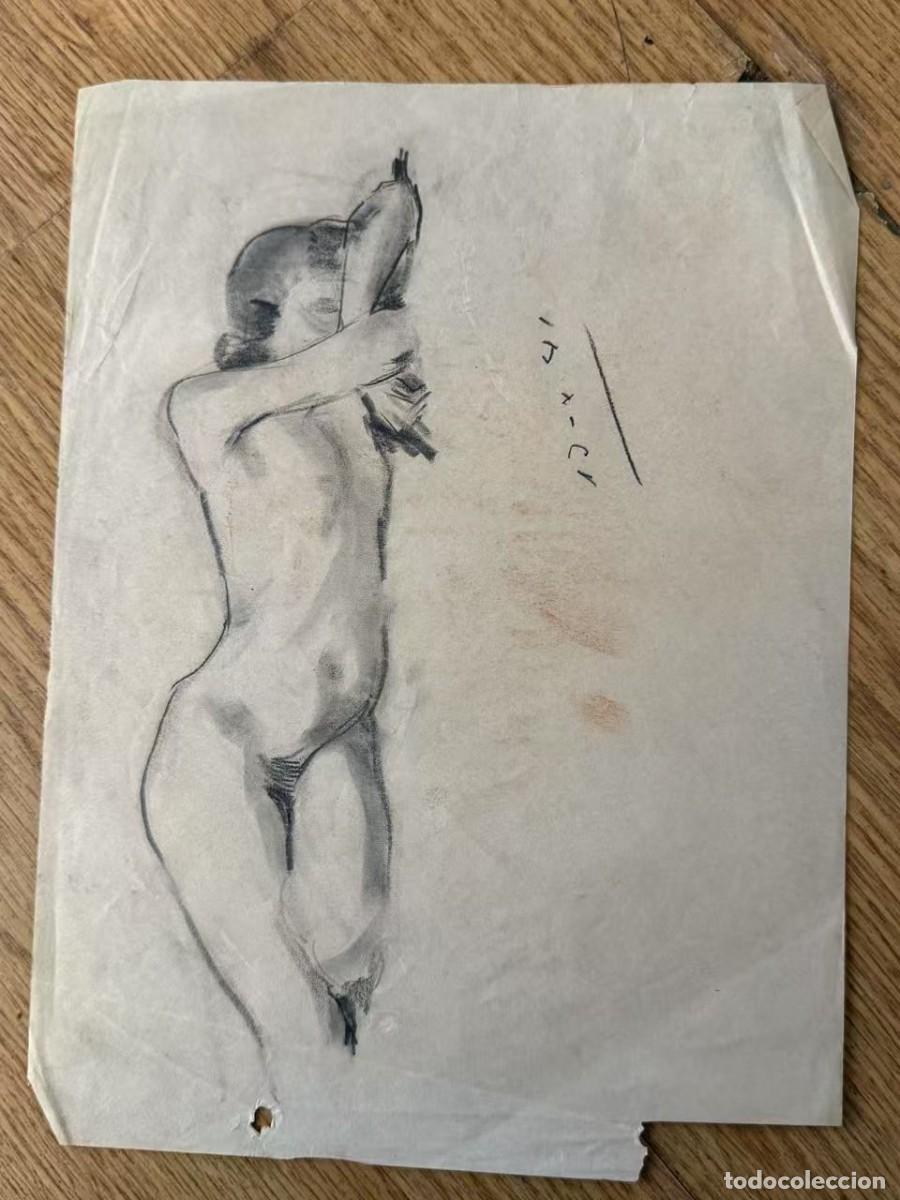 Arte: dibujo de mujer de papel - Foto 1