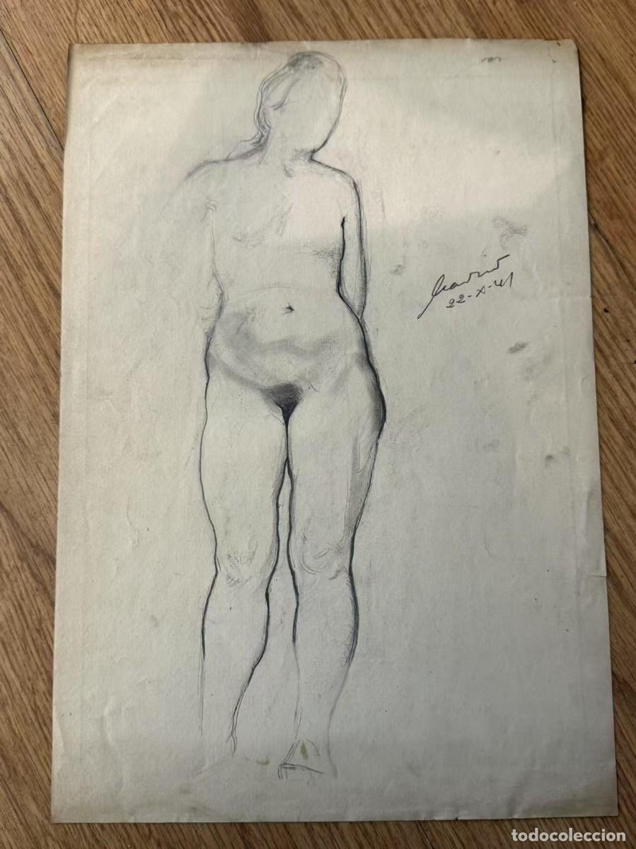 Arte: dibujo de mujer de papel - Foto 1