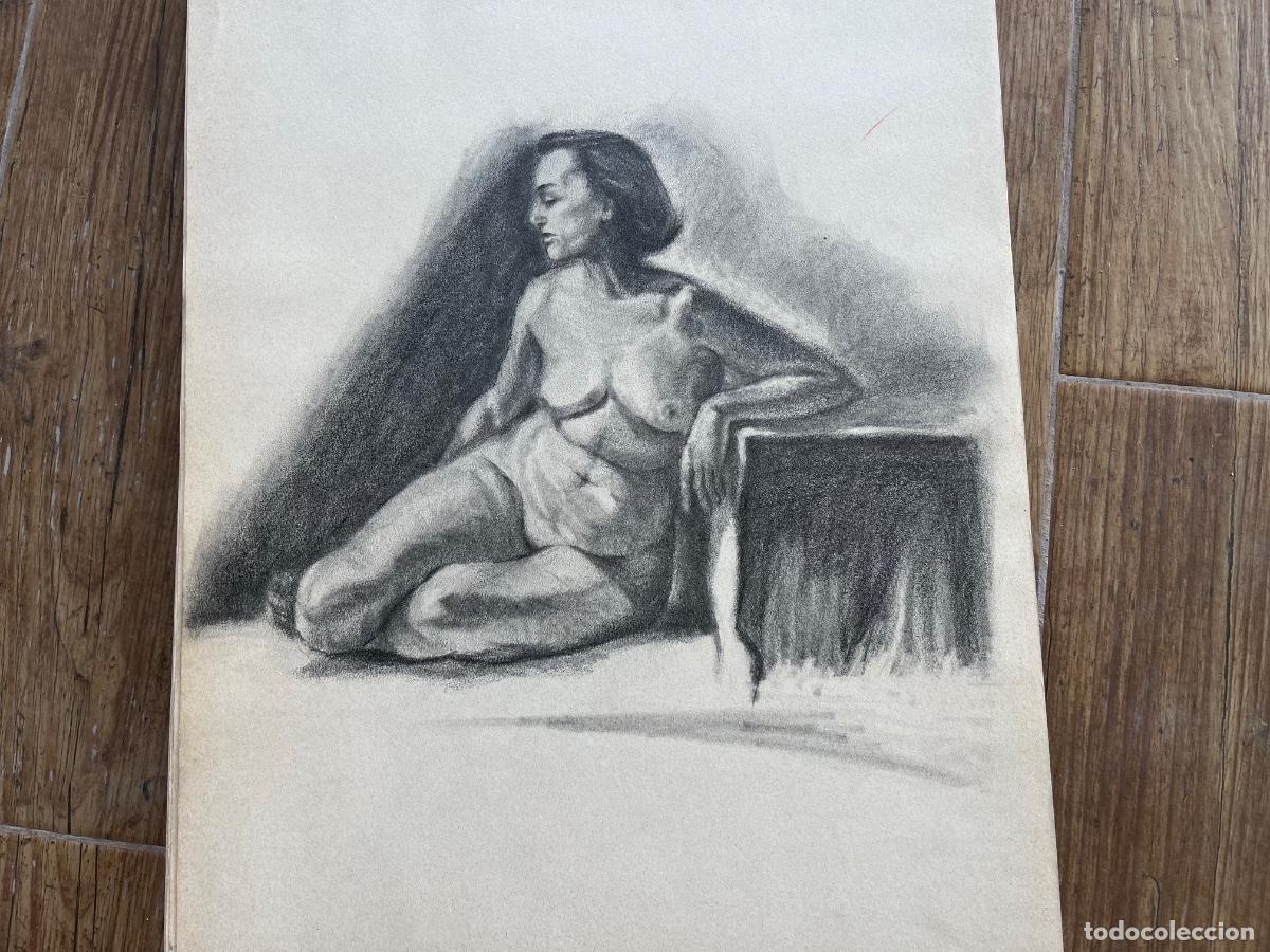 Arte: ANTIGUO BLOC CON UNOS 50 ESBOZOS A CARBONCILLO - AUTOR DESCONOCIDO