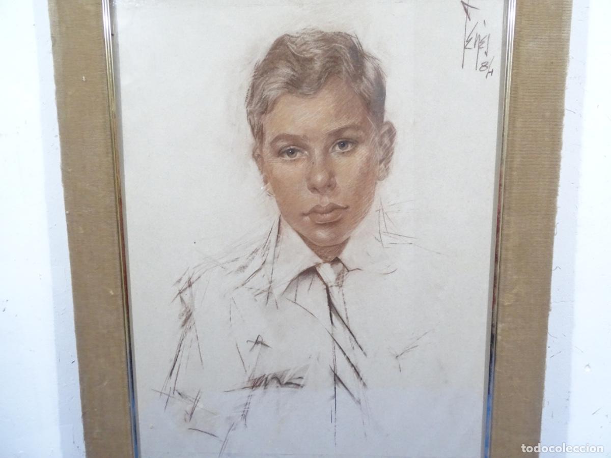 Art: RETRATO AL PASTEL FIRMA ILEGIBLE 1984. TRAZO SEGURO Y CON DETALLE.