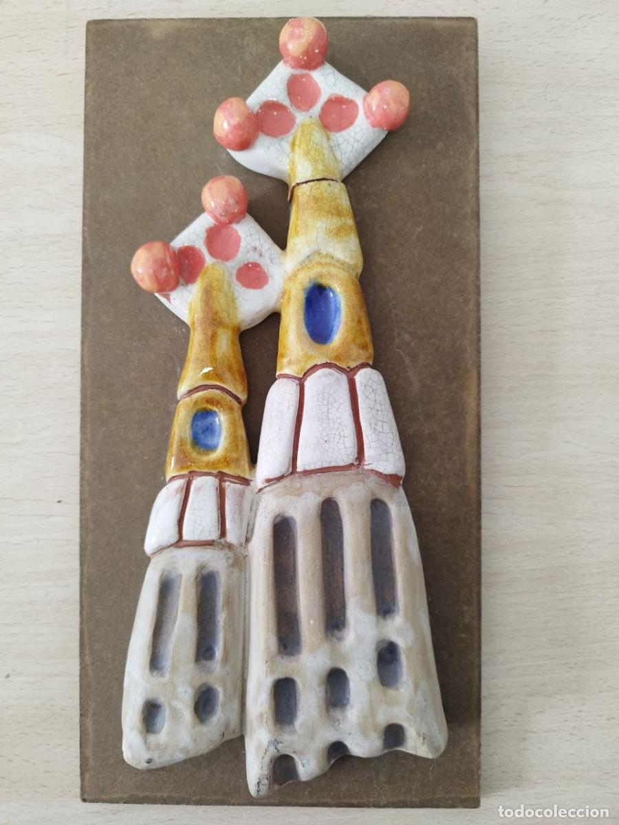Arte: Pieza decorativa firmado Gaud&iacute; con sello &rdquo;Terracotta&rdquo; Barcelona