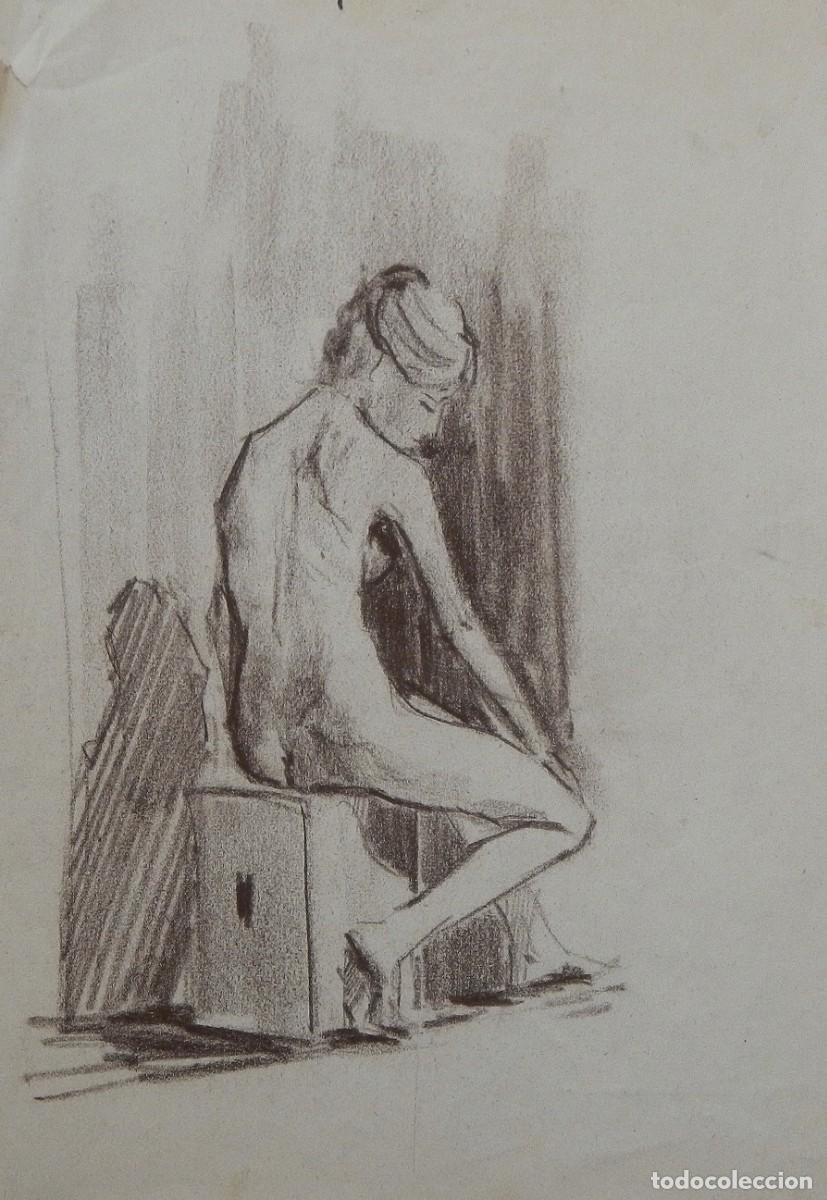 Arte: Manuel Vicente Mora. Carboncillo sobre papel. &rdquo;Desnudo femenino&rdquo;. Sin firmar. 40x28 cm.